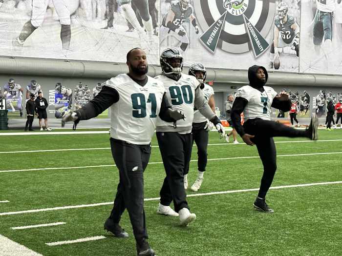 Fletcher Cox at practice on Jan. 26, 2023